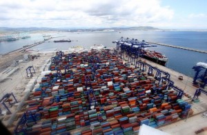02-06-2016 Las terminales portuarias aumentarán un 3,7% su facturación en España este año