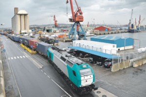 13-06-2016 El reequilibrio de tráficos portuarios en Europa exige avances en la conexión ferroviaria del Sur