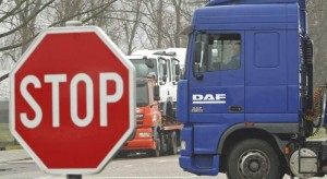20-07-2016 Bruselas impone casi 3.000 millones de multa a cinco fabricantes de camiones por pactar precios