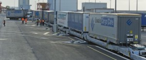 Cada-composicion-tiene-capacidad-para-transportar-40-semirremolques-no-acompañados-e1459377976219