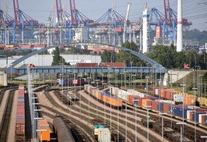 24-11-2016-el-tren-gana-cuota-en-el-puerto-de-hamburgo-y-transporta-ya-mas-de-un-tercio-del-trafico-total