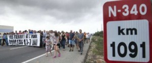 20-02-2017 Cataluña quiere desviar los camiones de la N-340 a la AP-7