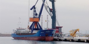 19-04-2017 Fomento aplaza otra semana el real decreto de la estiba y garantiza el proceso de consultas