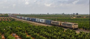 19-04-2017 Puerto de Valencia veinticuatro horas de servicio ferroviario